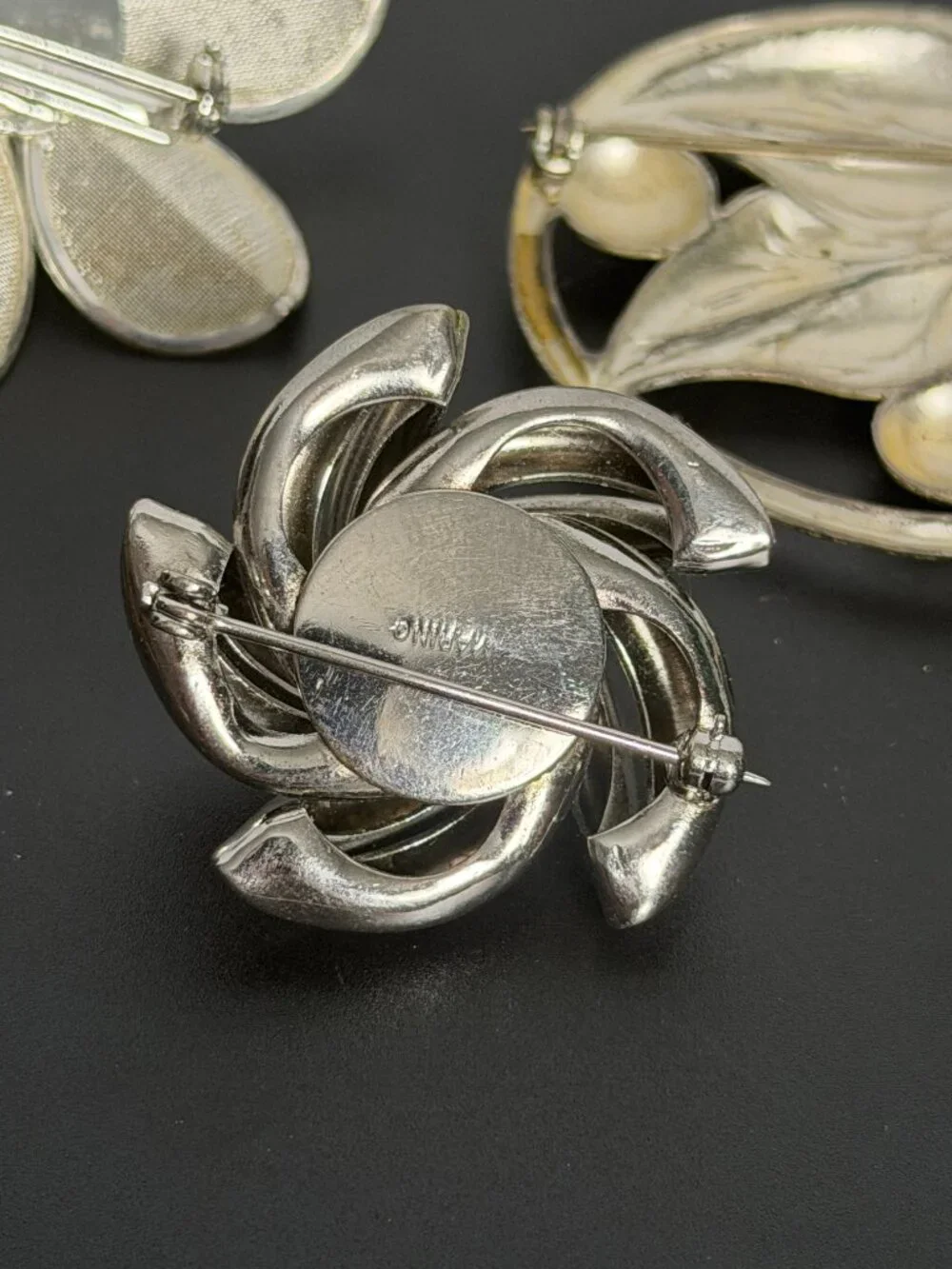 Vintage Botanical Silver Tone Mixed Lot Brooch, Earrings, Bracelet 10pc